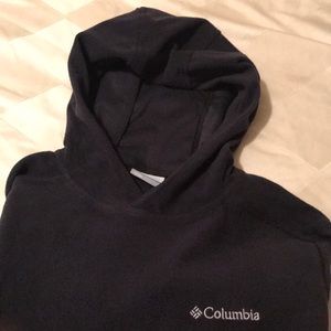 NEW Columbia women’s hoody with front pocket